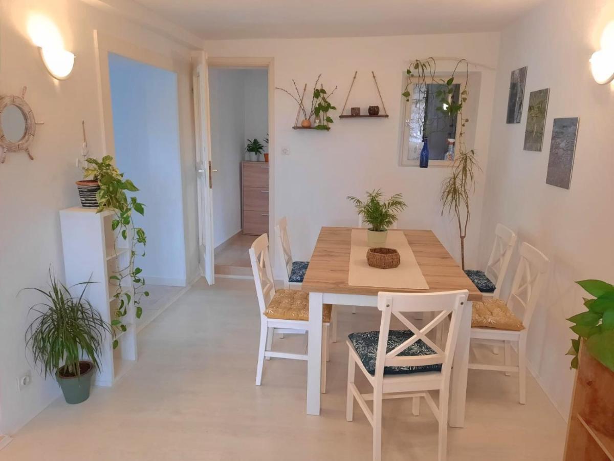 Apartment Apartment Lozica With Private Garden, Self Check-In Korcula Town