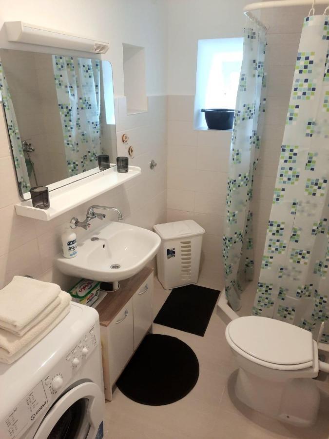 Apartment Lozica With Private Garden, Self Check-In Apartment